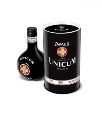 Unicum gift box by Zwack