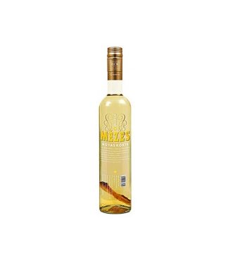 Pear liqueur Aged on Dried fruit by Gusto